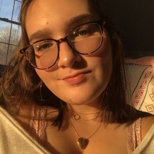 Meet your Posher, Savannah